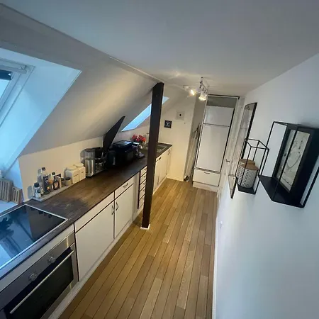 Naturskon Landidyl Pa Ibaekgaarden - I Egen Bolig Apartman